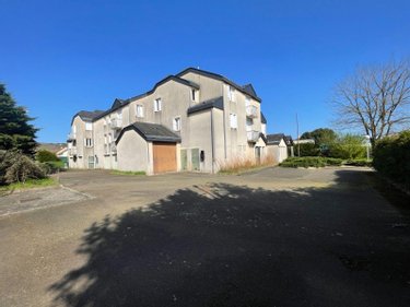 Immeuble a vendre Aubigné-Racan 72800 Sarthe 770 m2  661500 euros