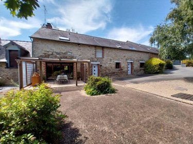 Maison a vendre Pocé-les-Bois 35500 Ille-et-Vilaine 211 m2 6 pièces 403650 euros