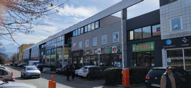 Fonds et murs commerciaux a vendre Grenoble 38000 Isère 245 m2  270000 euros