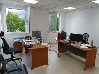 Fonds et murs commerciaux a vendre Grenoble 38000 Isère 245 m2  249500 euros