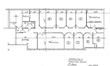 Fonds et murs commerciaux a vendre Grenoble 38000 Isère 245 m2  249500 euros