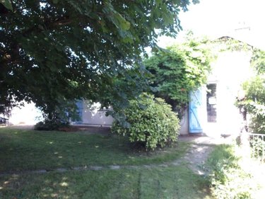 Immeuble a vendre Boussac 23600 Creuse 104 m2  133250 euros