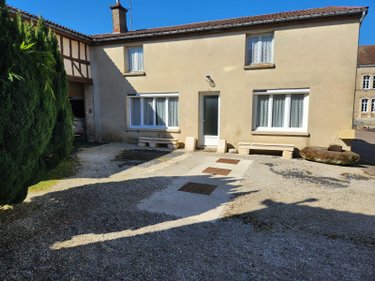 Maison a vendre Lévigny 10200 Aube 208 m2 9 pièces 186350 euros