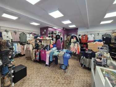 Fonds et murs commerciaux a vendre Murat 15300 Cantal 43 m2  53000 euros