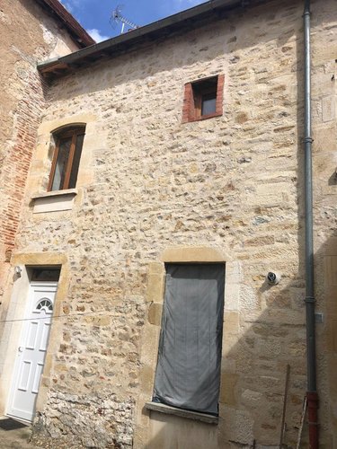 Maison a vendre Saint-Amand-Montrond 18200 Cher 130 m2 6 pièces 95400 euros