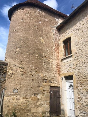 Maison a vendre Saint-Amand-Montrond 18200 Cher 130 m2 6 pièces 95400 euros