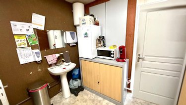 Location fonds et murs commerciaux Hazebrouck 59190 Nord 57 m2  850 euros