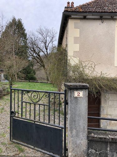Maison a vendre Bassignac 15240 Cantal  53000 euros