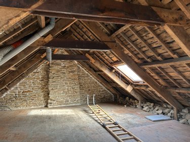 Immeuble a vendre Bannalec 29380 Finistère 130 m2  188640 euros