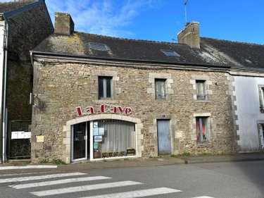 Immeuble a vendre Bannalec 29380 Finistère 130 m2  188640 euros