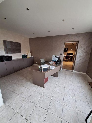 Fonds et murs commerciaux a vendre Saint-Lyé 10180 Aube 450 m2  413000 euros