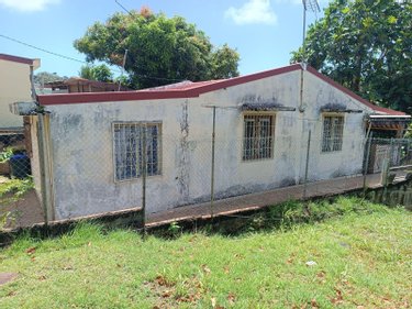 Maison a vendre Le Robert 97231 Martinique 3 pièces 77000 euros