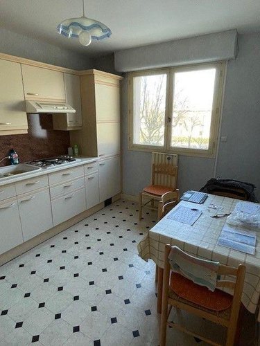Appartement a vendre Blois 41000 Loir-et-Cher 83 m2 3 pièces 127520 euros