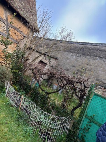 Immeuble a vendre Lignières 18160 Cher 157 m2  68900 euros