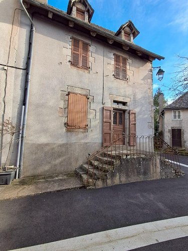 Maison a vendre Rilhac-Xaintrie 19220 Corrèze 81 m2  31800 euros