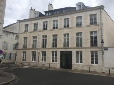 Location appartement Orléans 45000 Loiret 18 m2 1 pièce 450 euros