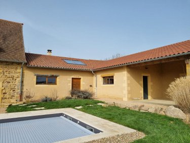 Maison a vendre Saint-Christophe-en-Brionnais 71800 Saône-et-Loire 219 m2 7 pièces 460000 euros