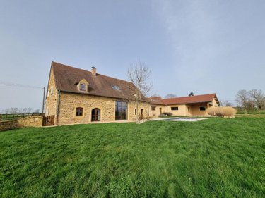 Maison a vendre Saint-Christophe-en-Brionnais 71800 Saône-et-Loire 219 m2 7 pièces 460000 euros