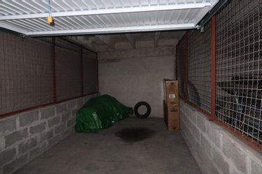 Garage et parking a vendre Brest 29200 Finistère 10 m2  18000 euros