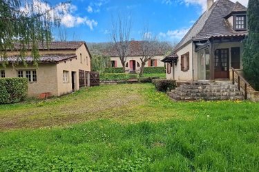 Maison a vendre Saint-Avit-Sénieur 24440 Dordogne 224 m2 10 pièces 316950 euros