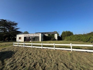 Fonds et murs commerciaux a vendre Riec sur Bélon 29340 Finistère 250 m2  197600 euros