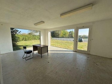 Fonds et murs commerciaux a vendre Riec sur Bélon 29340 Finistère 250 m2  197600 euros