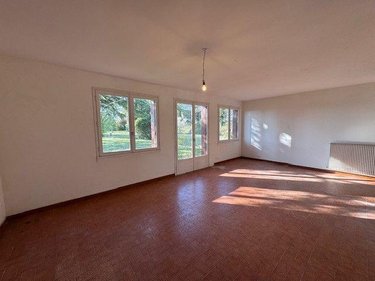 Fonds et murs commerciaux a vendre Riec sur Bélon 29340 Finistère 250 m2  197600 euros