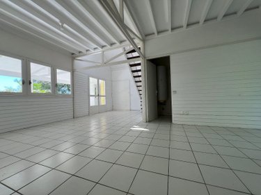 Maison a vendre La-Montagne 97417 Réunion 105 m2 4 pièces 465000 euros