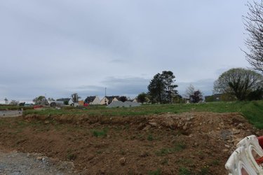 Terrain a batir a vendre Lampaul-Guimiliau 29400 Finistère 271 m2  24138 euros