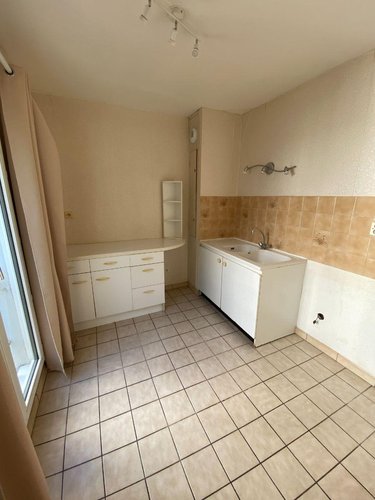 Appartement a vendre Chartres 28000 Eure-et-Loir 35 m2 1 pièce 80000 euros