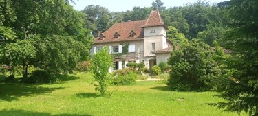 propriete a vendre Latronquière 46210 Lot 226 m2 8 pièces 411910 euros