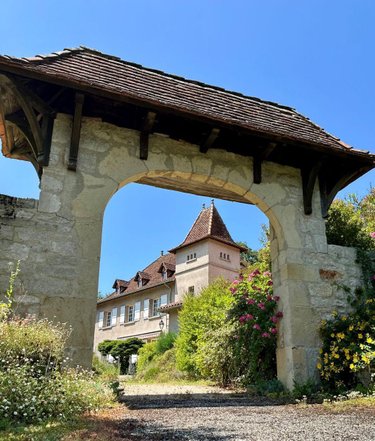 propriete a vendre Latronquière 46210 Lot 226 m2 8 pièces 411910 euros