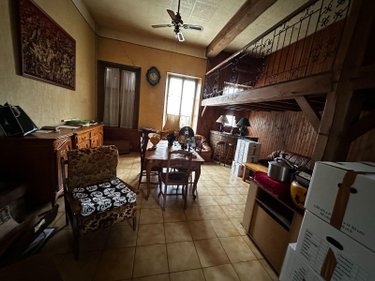 Maison a vendre Villeneuve-sur-Yonne 89500 Yonne 163 m2 6 pièces 136000 euros