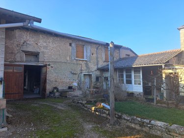 Immeuble a vendre La Salle 71260 Saône-et-Loire 339 m2  315000 euros
