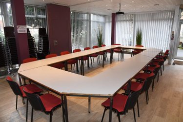Fonds et murs commerciaux a vendre Hazebrouck 59190 Nord 188 m2  135450 euros