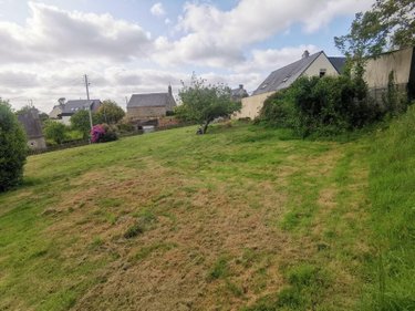 Terrain a batir a vendre Plouguiel 22220 Côtes-d'Armor 700 m2  99150 euros
