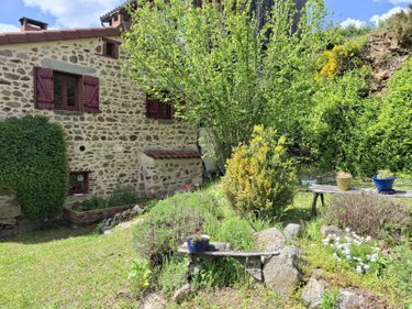 Maison a vendre Saint-Étienne-sur-Usson 63580 Puy-de-Dôme 158 m2 9 pièces 252000 euros