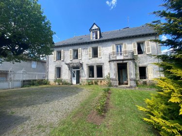 Maison a vendre Pleaux 15700 Cantal 280 m2  274000 euros