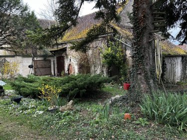 Maison a vendre La Celle-Saint-Cyr 89116 Yonne 175 m2 7 pièces 115000 euros