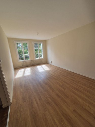 Location appartement Bayeux 14400 Calvados 51 m2 2 pièces 750 euros