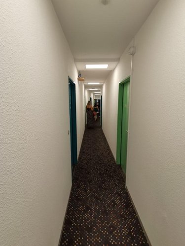 Fonds et murs commerciaux a vendre Chambéry 73000 Savoie 702 m2  750000 euros
