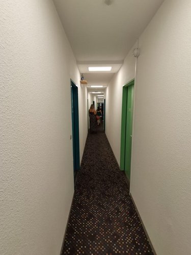 Fonds et murs commerciaux a vendre Chambéry 73000 Savoie 702 m2  790000 euros