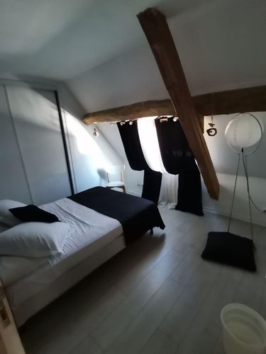 Fonds et murs commerciaux a vendre Chambéry 73000 Savoie 702 m2  750000 euros