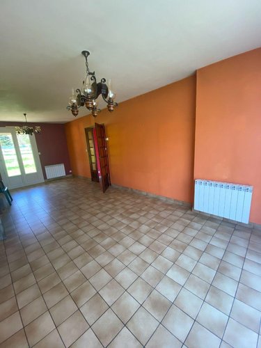 Maison a vendre Ydes 15210 Cantal  128260 euros