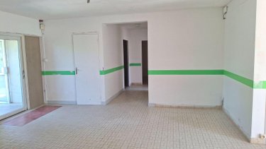 Immeuble a vendre La Ferté Macé 61600 Orne 309 m2  180200 euros