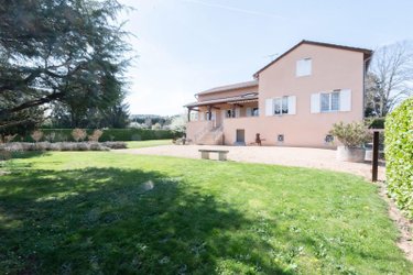 Maison a vendre Igé 71960 Saône-et-Loire 212 m2 4 pièces 349000 euros