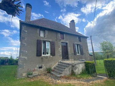 Maison a vendre Le Vigean 15200 Cantal 60 m2  116600 euros