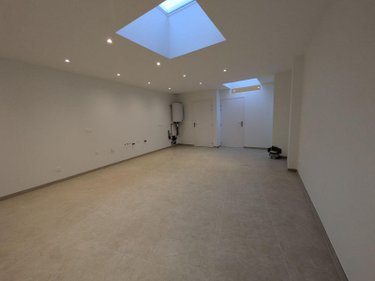 Location fonds et murs commerciaux Wormhout 59470 Nord 100 m2  880 euros