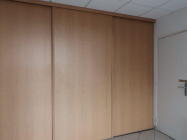 Location fonds et murs commerciaux Saint-Gilles 35590 Ille-et-Vilaine 47 m2  835 euros