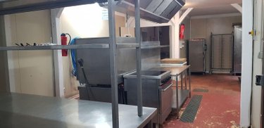 Fonds et murs commerciaux a vendre Châtillon-sur-Cher 41130 Loir-et-Cher 500 m2  316200 euros